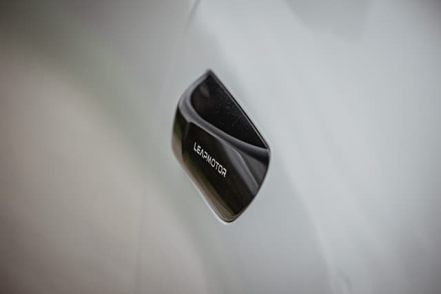 Color White Image - 18623